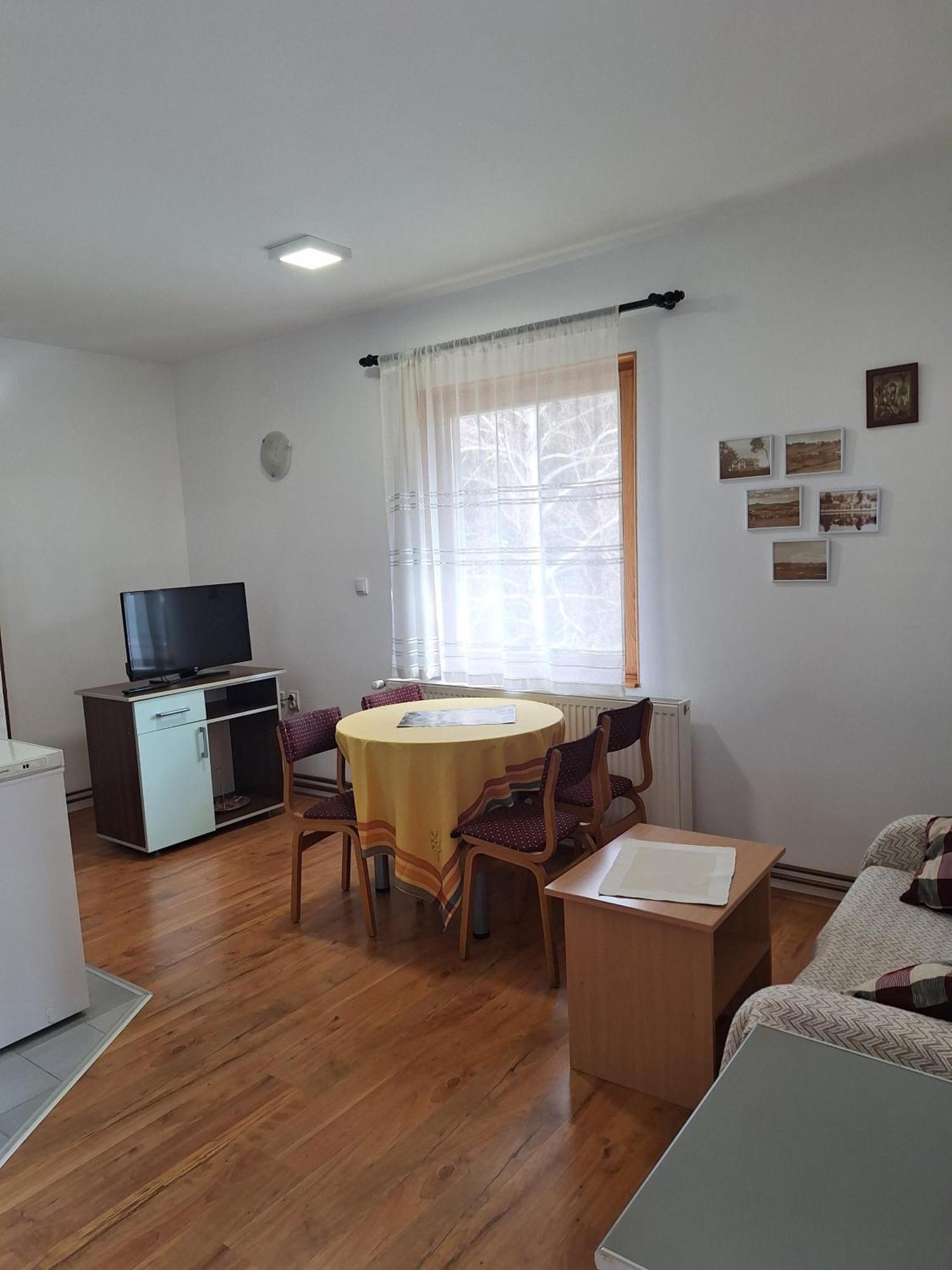 Apartmani Nika 兹拉蒂博尔 外观 照片